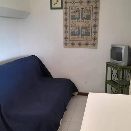 Villetta Immersa Nella Pace E Relax 2min Dalla سيمِيوس